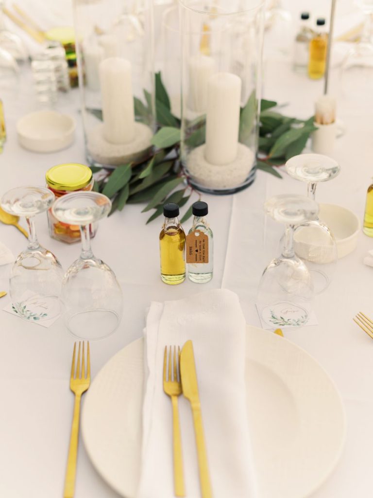 Table-setting-for-villa-wedding-Agios-Nikolaos